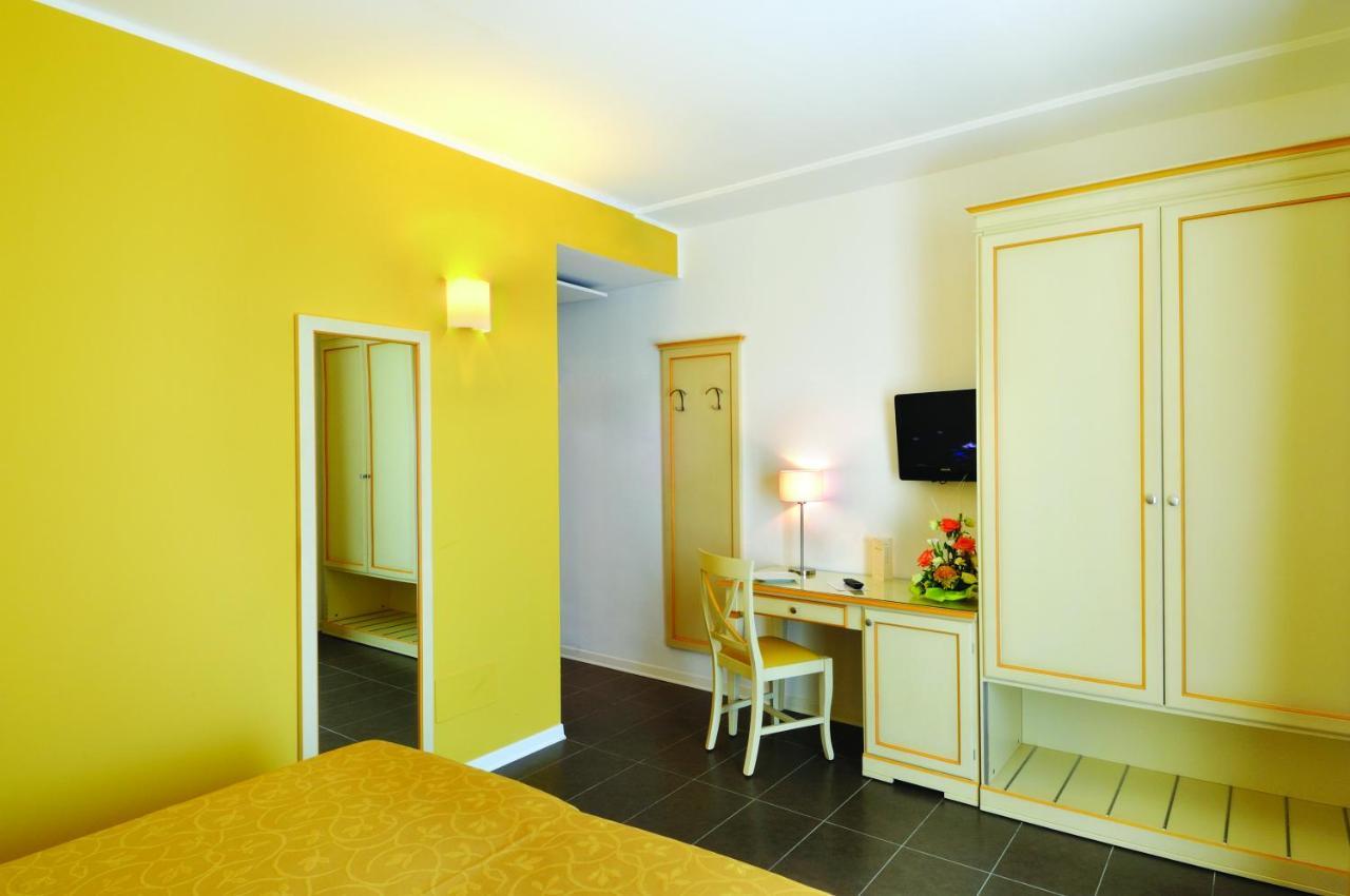 Hotel Stella Marina Сан-Винченцо Экстерьер фото